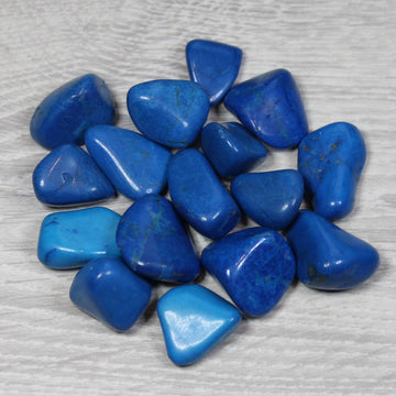 BLUE HOWLITE Tumblestone image 0