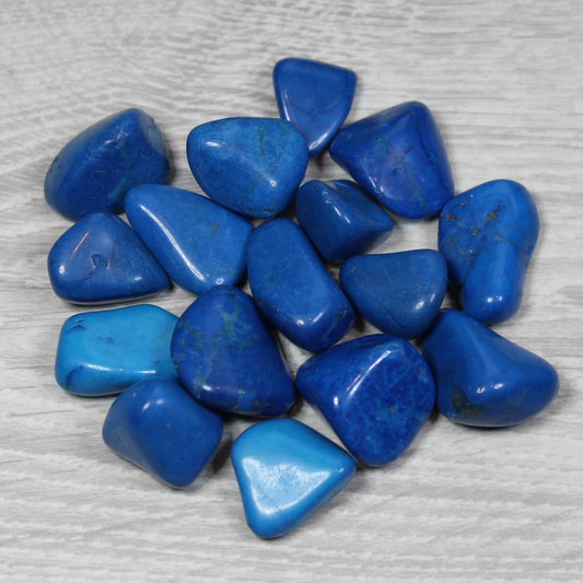 BLUE HOWLITE Tumblestone image 0