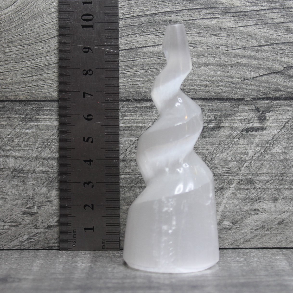 SELENITE Spiral Horn image 3