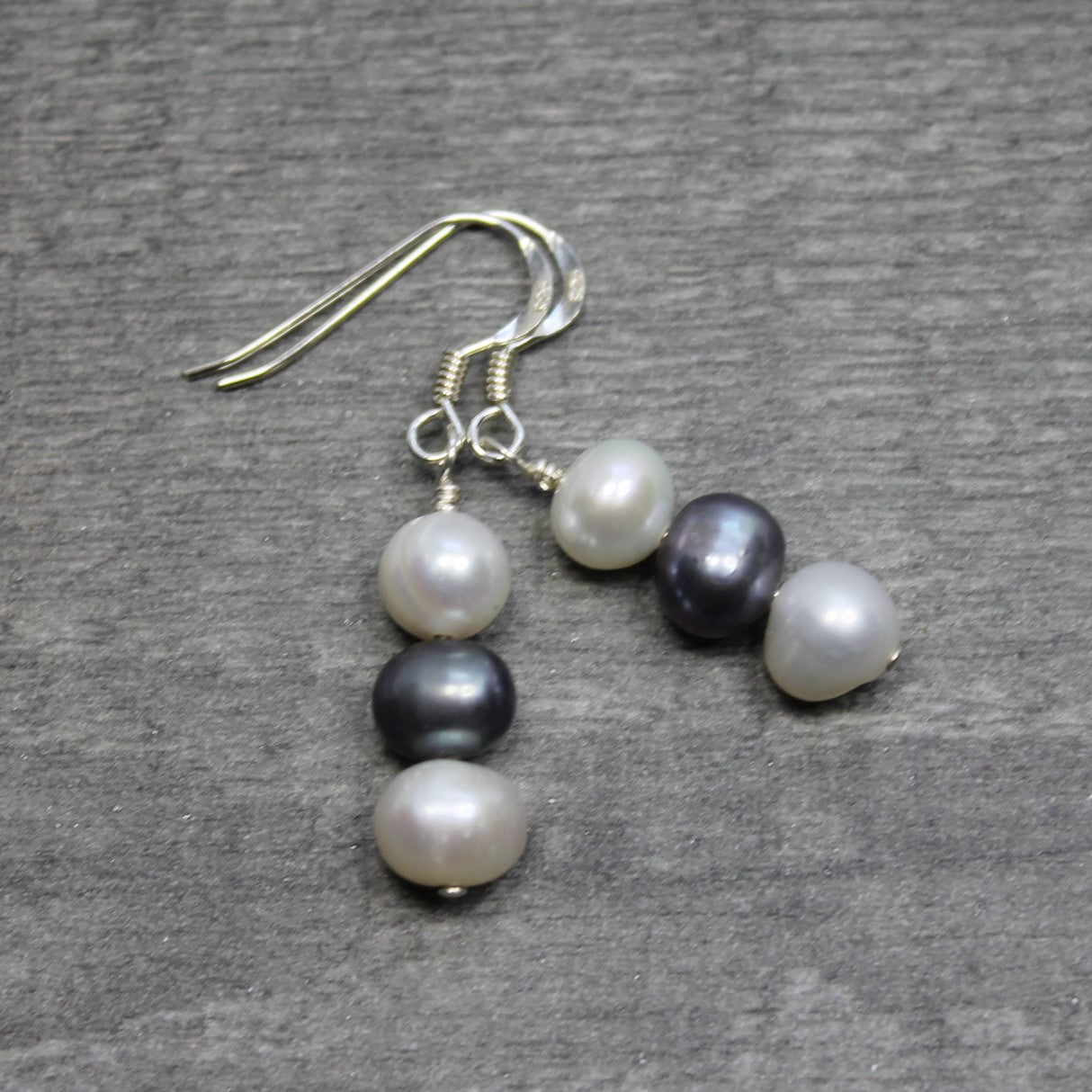 FRESHWATER PEARL Earrings - Sterling Silver image 1