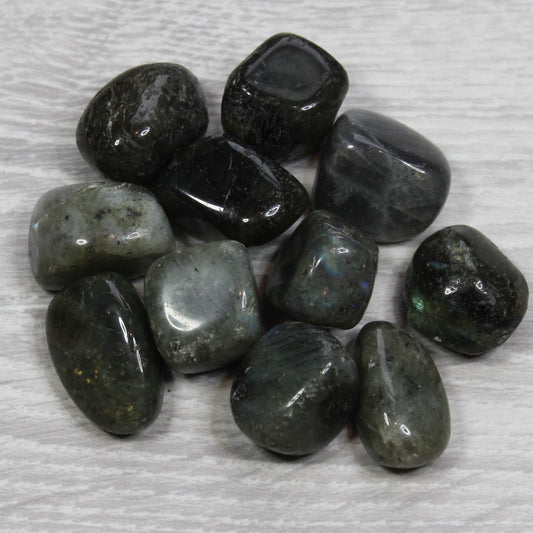 LABRADORITE Tumblestone image 0