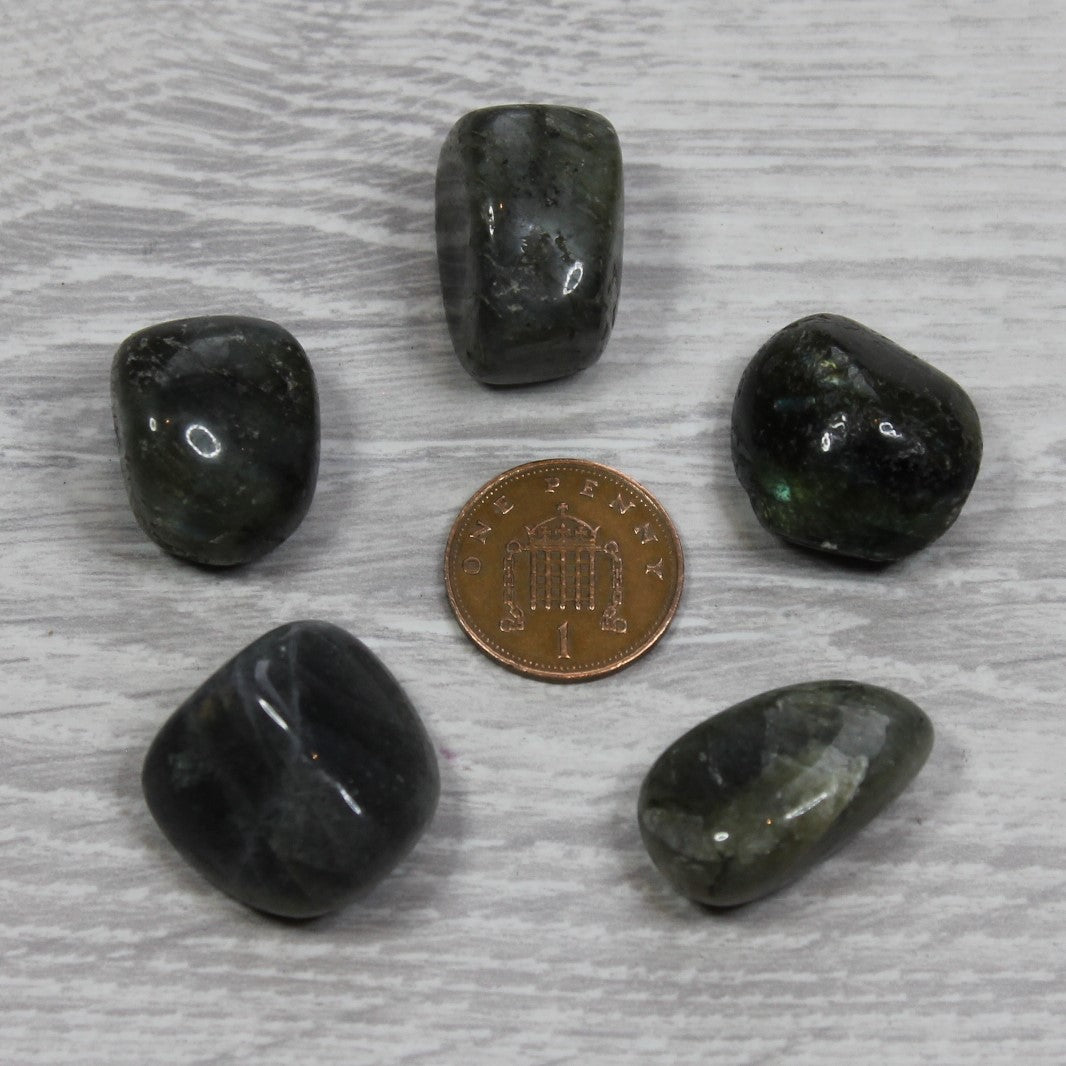 LABRADORITE Tumblestone image 2