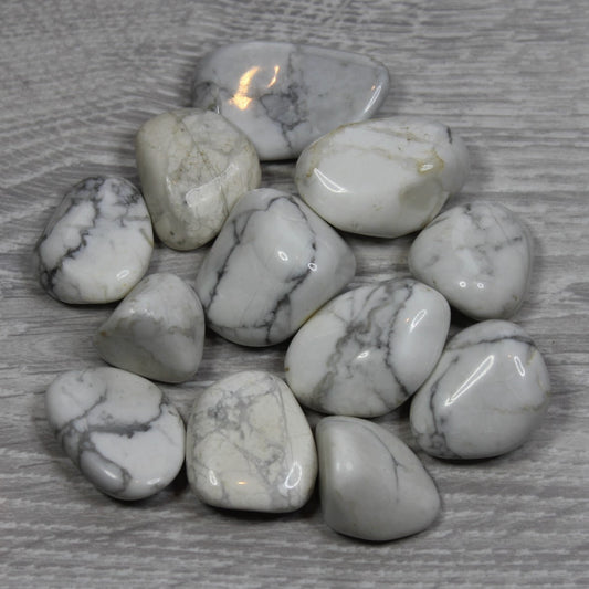 WHITE HOWLITE Tumblestone image 0