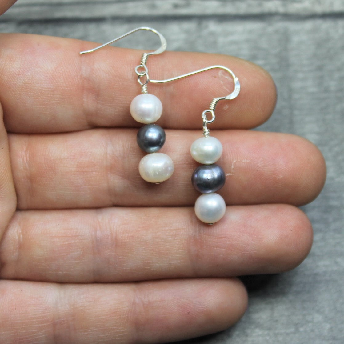 FRESHWATER PEARL Earrings - Sterling Silver image 3
