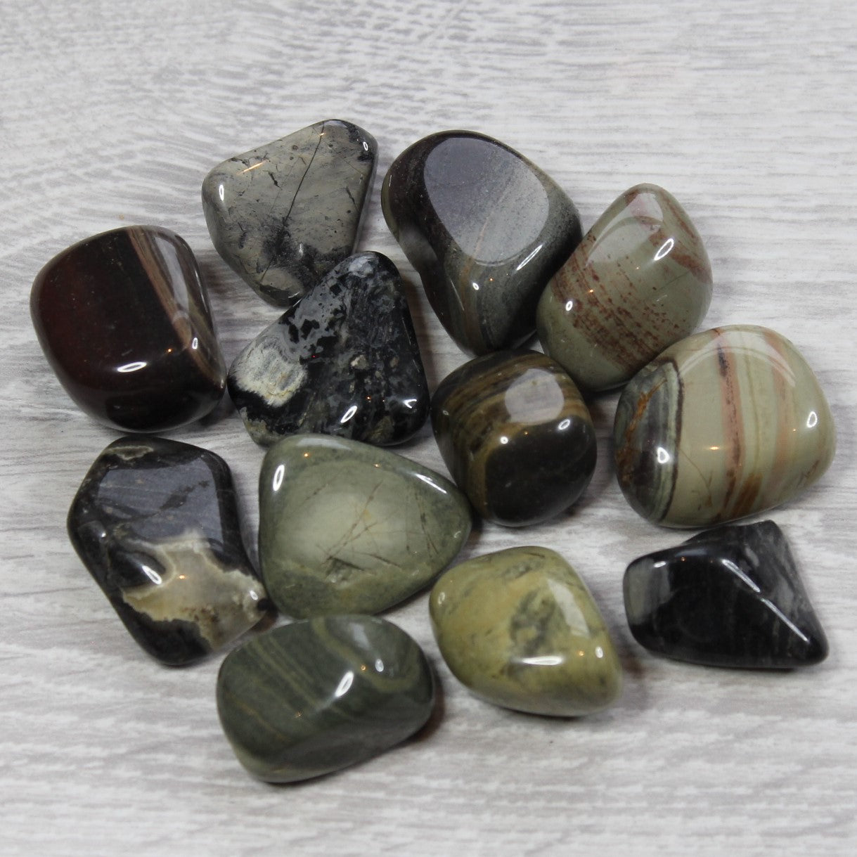 SILVERLEAF JASPER Tumblestone image 0