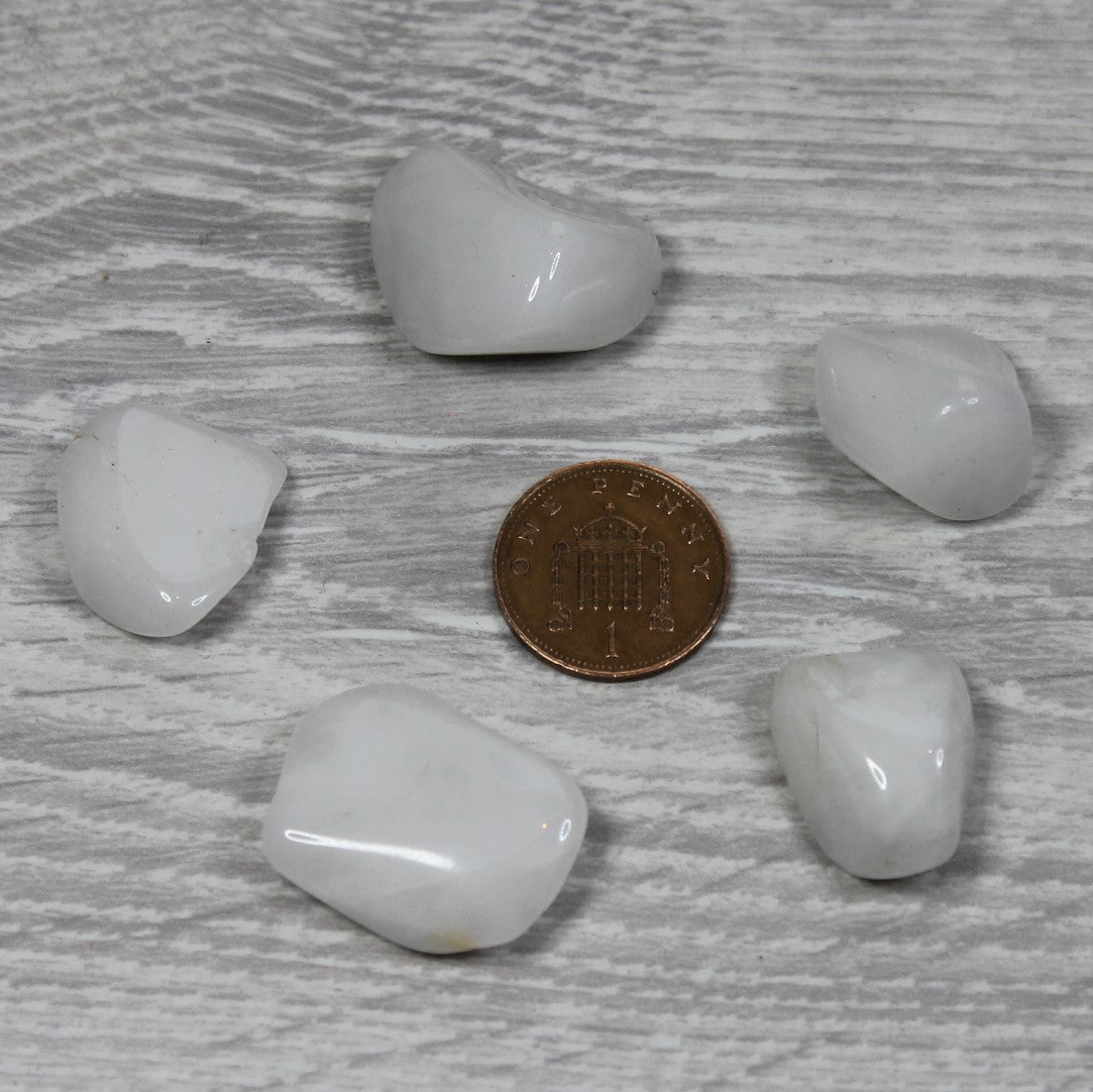 SNOW QUARTZ Tumblestone image 2