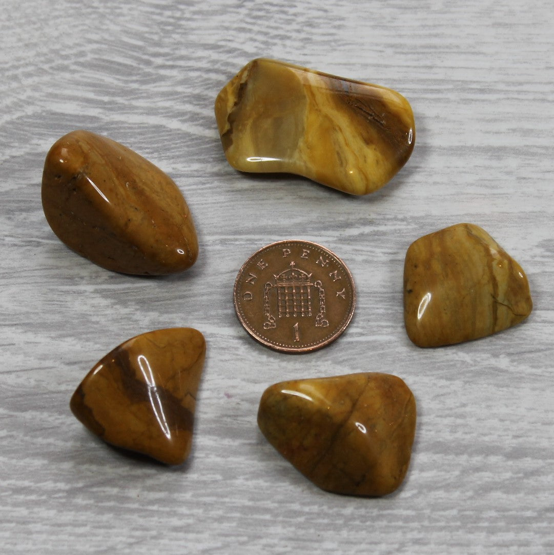 YELLOW JASPER Tumblestone image 2